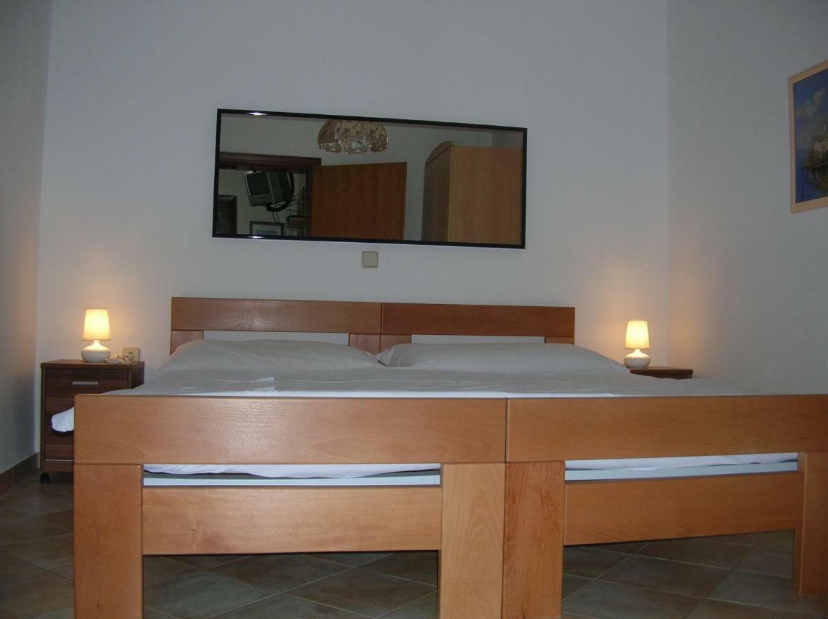 Vacation Home Lucija Slatina  Zewnętrze zdjęcie